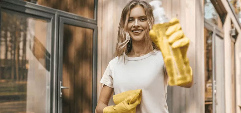 Clarita's Cleaning Services in Waltham